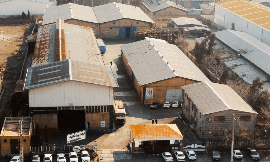 نمای بیرونی کارخانه بهینه تکنیک 1